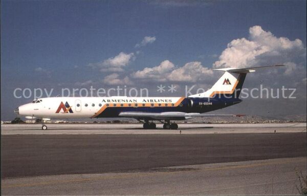 Flugzeuge Zivil Tupolev Tu-134A EK-6504 Armenian Airlin
