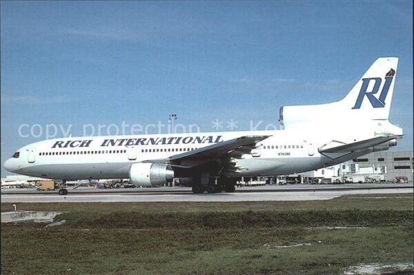 Flugzeuge Zivil Rich International Airways Inc. L1011-3