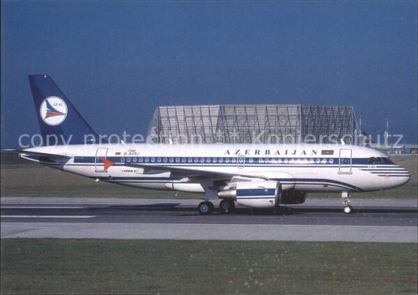 Flugzeuge Zivil Azerbaijan Airlines Airbus A-319-111 D-