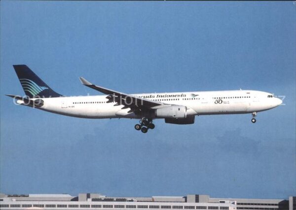 Flugzeuge Zivil Garuda Indonesia Airbus Industrie A330-