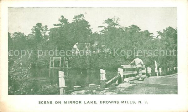 Browns Mills Mirror Lake Soldat