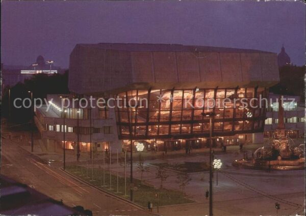 Leipzig Neues Gewandhaus bei Nacht