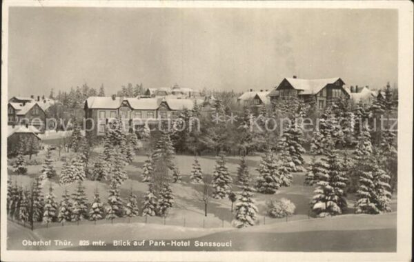 Oberhof Thueringen Blick auf Parkhotel Sanssouci Winterpan