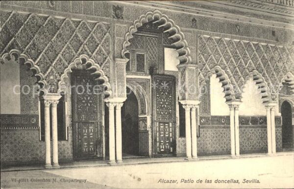 Sevilla Andalucia Alcazar Patio de las doncellas