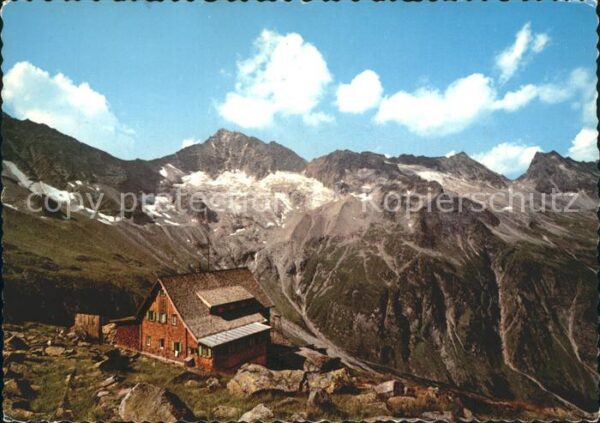 Kasseler Huette Berghütte im Stilluppgrund