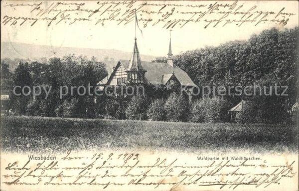 Wiesbaden Waldpartie mit Waldhäuschen