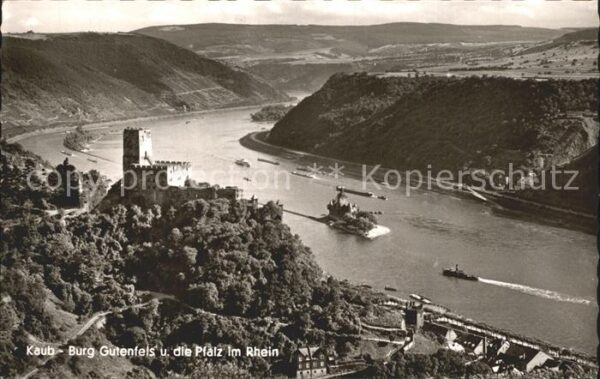 Kaub Burg Gutenfels und Pfalz im Rhein