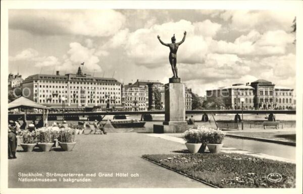 Stockholm Strömparterren med Grand Hotel och Nati