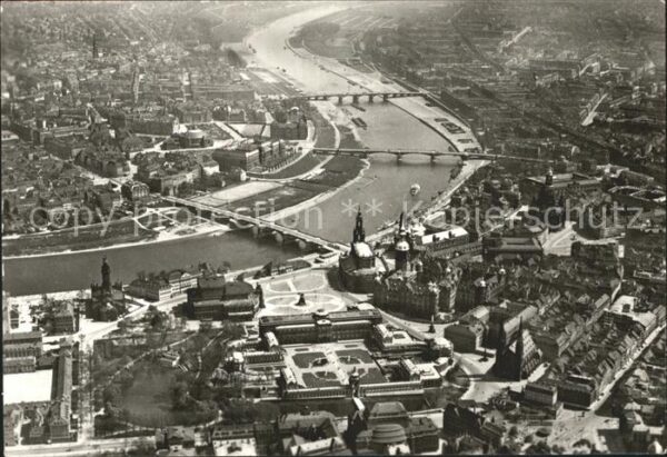 Dresden Neustadt und Altstadt Fliegeraufnahme