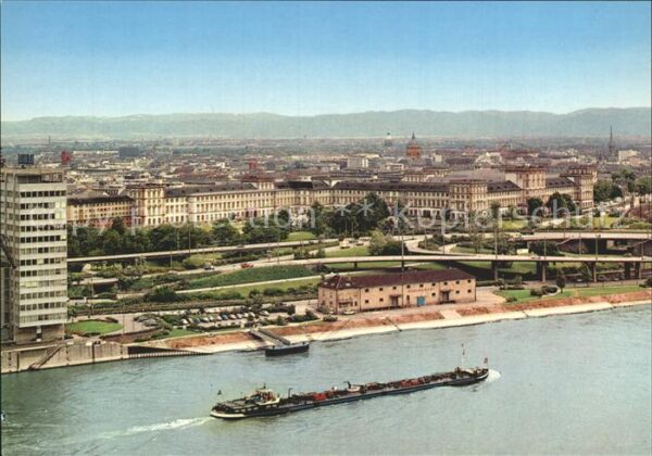 Mannheim Blick über den Rhein Frachtkahn Flieger