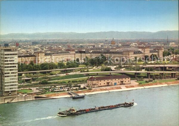 Mannheim Blick über den Rhein Frachtkahn Flieger