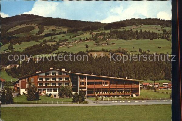 Kirchberg Tirol Hotel Sonne mit Hallenbad