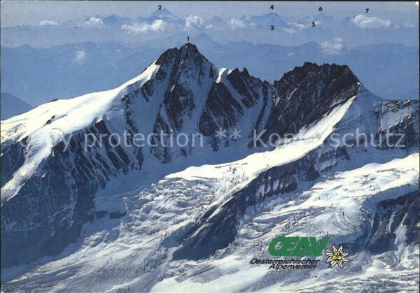 Oberwalderhuette Blick auf das Glocknermassiv Gebirgspan