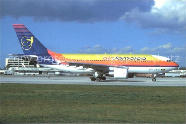 Flugzeuge Zivil Air Jamaica Airbus 310-324 ET N839AD c/