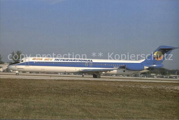 Flugzeuge Zivil Sun Jet International McDDouglas DC-9-5
