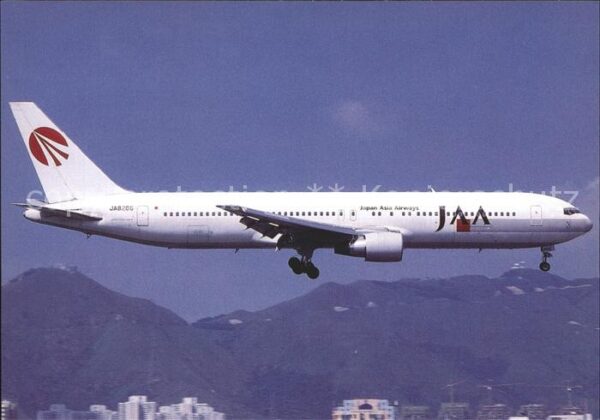Flugzeuge Zivil JAA Japan Asia Airways Boeing 767-346 J