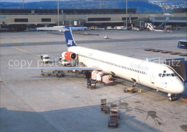 Flugzeuge Zivil SAS McDonnell Douglas MD-82 LN-RLF c/n