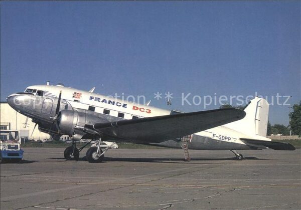 Flugzeuge Zivil France DC-3 F-GDPP c/n 9172