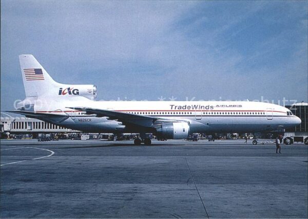 Flugzeuge Zivil Tradewinds Airlines Lockheed L-1011 N82