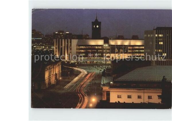 Berlin Palast der Republik bei Nacht