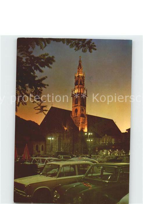 Bozen Suedtirol Pfarrkirche bei Nacht