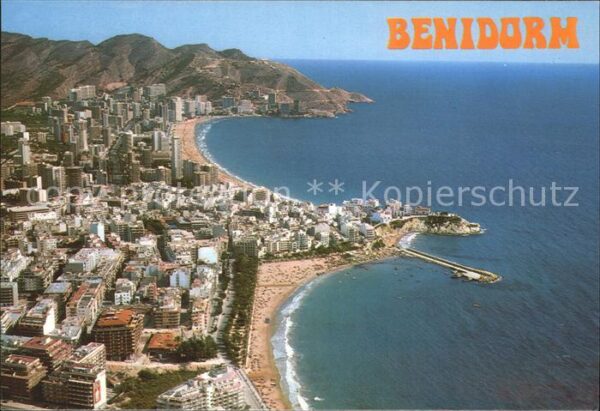 Benidorm Fliegeraufnahme mit Strand