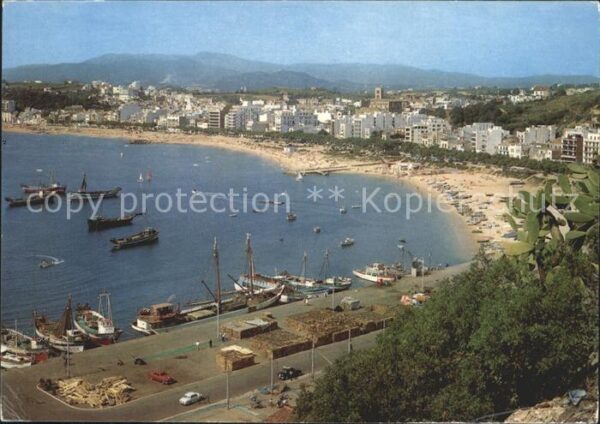 Blanes Hafen und Strand