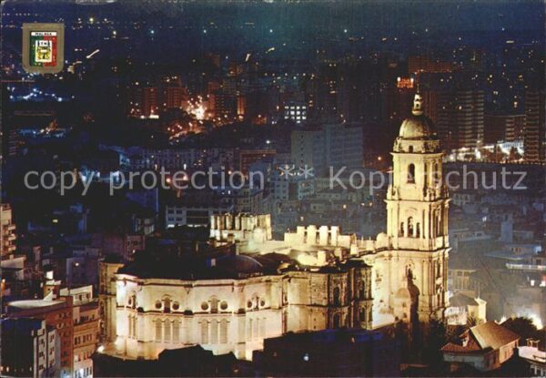Malaga Andalucia Cathedrale bei Nacht