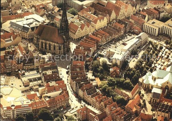 Muenster Westfalen Fliegeraufnahme Altstadt mti Prinzipalm