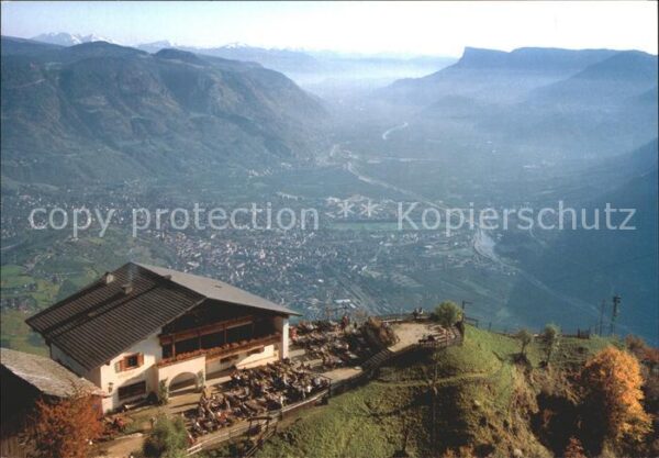 Dorf Tirol Gasthof Hochmut Fernsicht Alpenpanorama