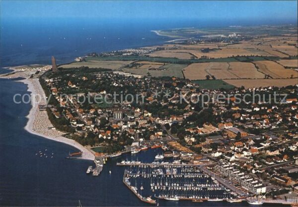 Laboe Hafen Marineehrenmal Fliegeraufnahme