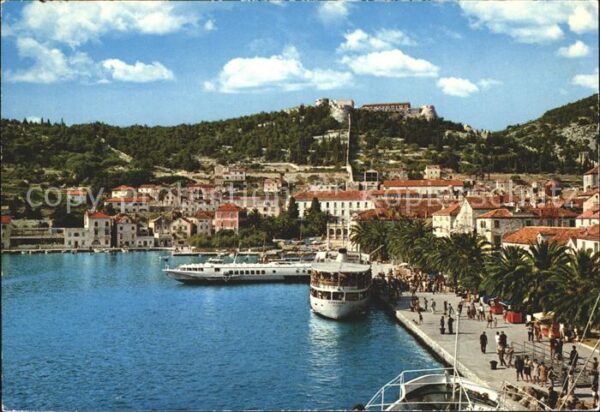 Hvar Hafen