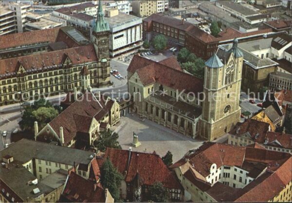 Braunschweig Fliegeraufnahme Burgplatz mit Rathaus