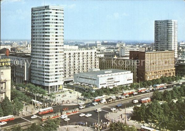 Warschau Masowien Strassenpartie Hochhäuser