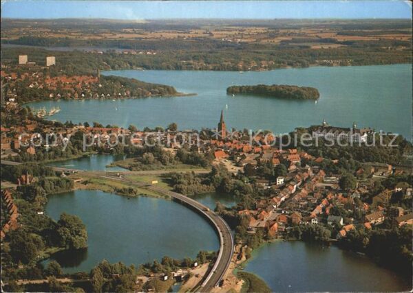 Ploen See Schloss Plöner See Naturpark Holsteinis