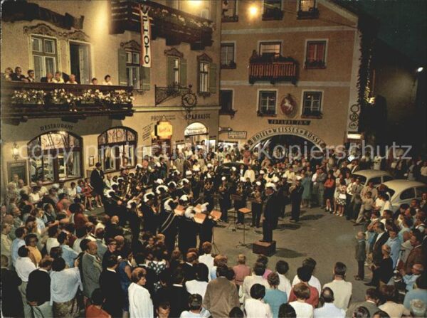 Sankt Wolfgang-Kienberg Platzkonzert der Bürgermusik