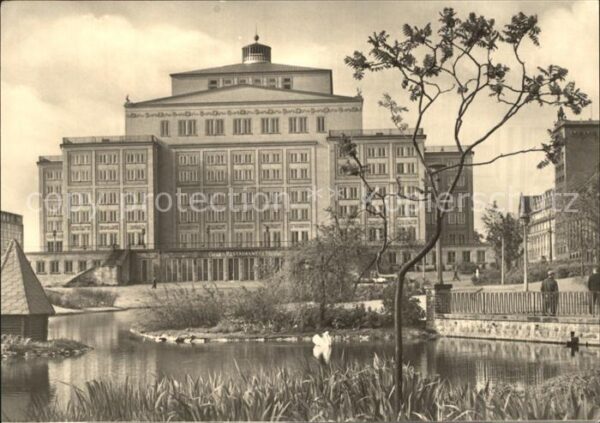 Leipzig Schwanenteich Opernhaus