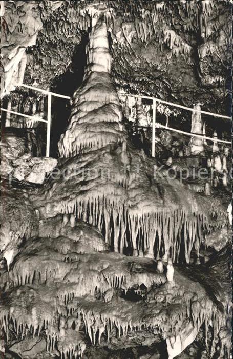Hoehlen Caves Grottes Teufelshöhle Fränkische Schweiz Riesens