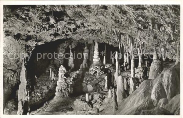 Hoehlen Caves Grottes Bärenhöhle-Karlshöhle Erpfingen