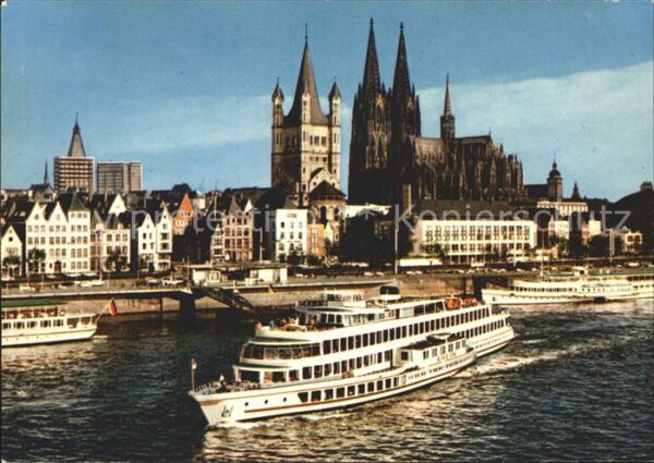 Motorschiffe M.S. Rhein Köln am Rhein