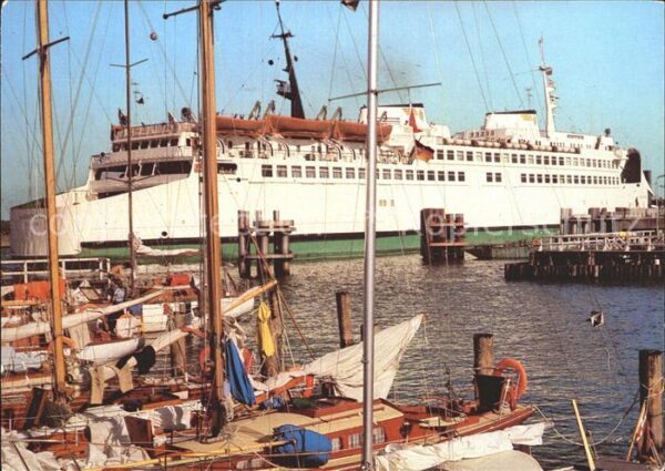 Faehre Ferry Bac Traghetto-- Warnemünde Rostock-Warnemünde