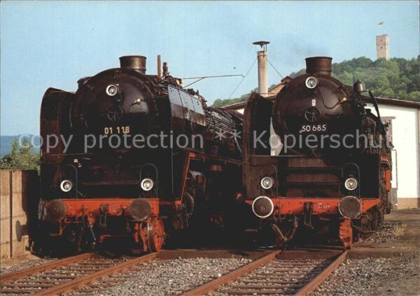 Lokomotive Dampf-Schnellzuglokomotive 01118 und Da