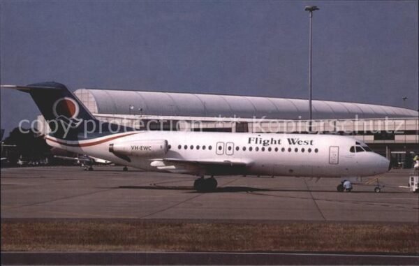 Flugzeuge Zivil Flight West Airlines Fokker F28-4000 VH