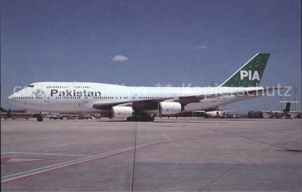 Flugzeuge Zivil PIA-Pakistan International Boeing 747-3
