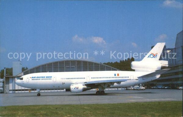 Flugzeuge Zivil AOM Air Outre Mer Mc Donnell Douglas DC