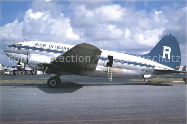 Flugzeuge Zivil Rich International Airways C-46A N74173