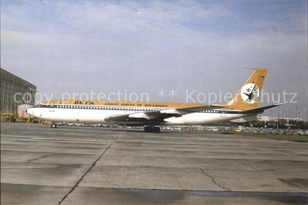 Flugzeuge Zivil DETA Mozambique B-707-321 C9-ARF C/N 17