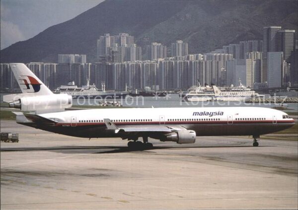 Flugzeuge Zivil Malaysia Airlines MD-11 N271WA c/n 4851