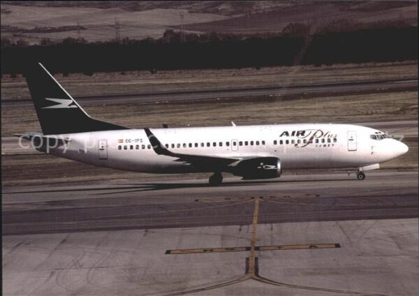 Flugzeuge Zivil AIR PLUS COMET B737-800 EC-IPS Madrid