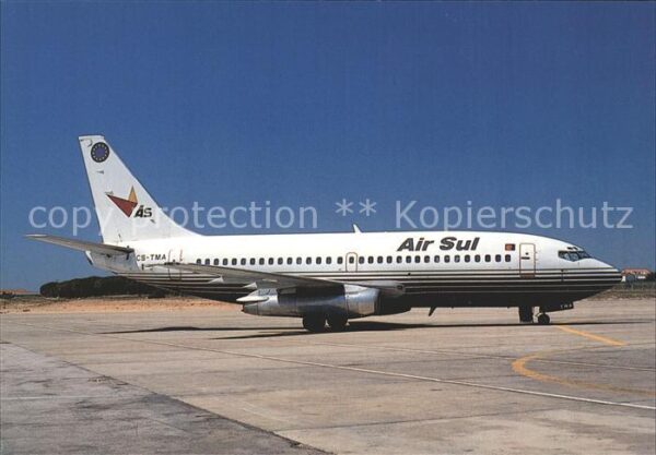 Flugzeuge Zivil Boeing 737-204 CS-TMA-AIR SUL/BRITANNIA